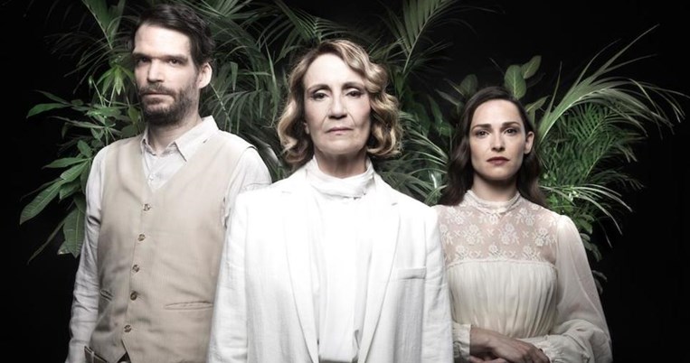 8 παραστάσεις τις οποίες ανυπομονούμε να δούμε αυτόν τον χειμώνα στο Θέατρο του Νέου Κόσμου