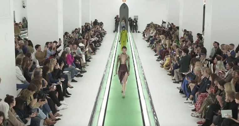 Η πασαρέλα του Gucci για το καλοκαίρι του 2020 έκρυβε μια δυσάρεστη έκπληξη