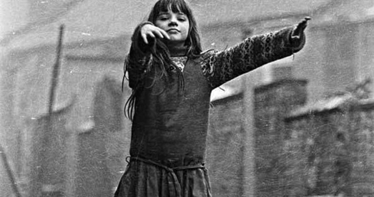 «Η Gillian δε μπορεί να παραμείνει καθιστή στο σχολείο»: Η viral ιστορία με τη συγκλονιστική εξέλιξη