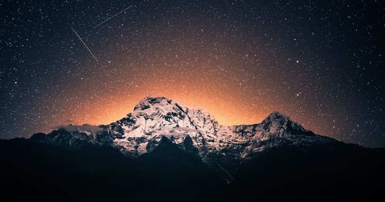 Απόψε προβλέπονται νυχτερινές καταιγίδες αστεριών: Κορυφώνεται η βροχή των Δρακοντίδων