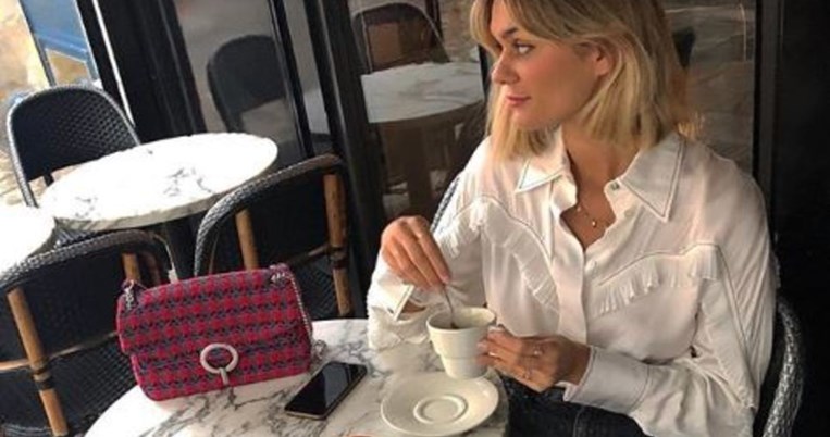 Ακόμα ντυνόμαστε έτσι. Αυτή είναι η μοναδική στιλιστική δεκαετία που δεν θα φύγει ποτέ από τη μόδα