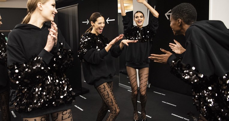 Ό,τι έγινε στο Calzedonia Show στη Βερόνα θα μείνει στο Calzedonia Show στη Βερόνα