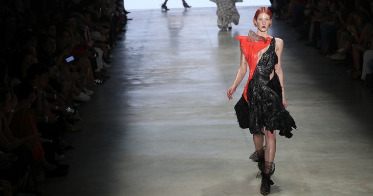 Φθινοπωρινό πασπαρτού: Τα μπεστ σέλερ μποτάκια των Zara ταιριάζουν με ό,τι μπορείς να φανταστείς