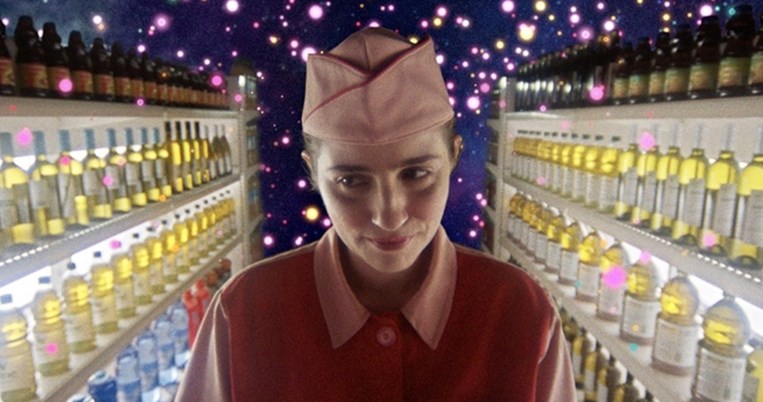 Cosmic Candy: Η Μαρία Κίτσου πρωταγωνιστεί σε σουρεαλιστική ταινία φαντασίας