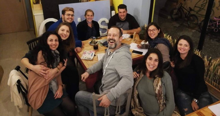 «Βρίσκουμε διέξοδο στην ανοιχτή θάλασσα»: Μια παρέα νέων από τη Χίο οργανώνει το πρώτο TEDx στο νησί