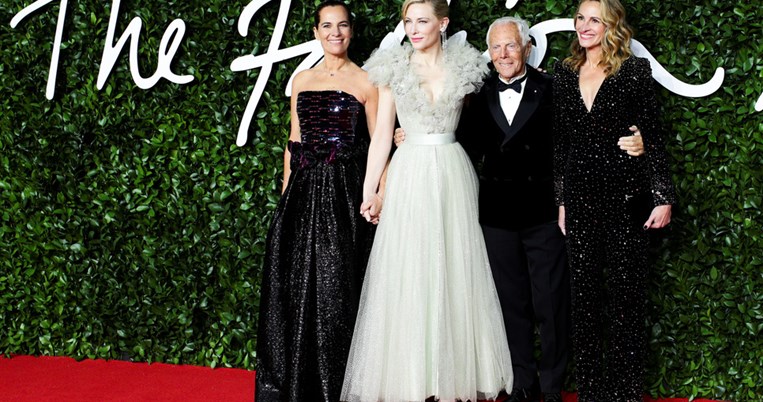 Τι φόρεσαν οι κυρίες τη βραδιά των Fashion Awards 2019 και ποια ξεχώρισε -κατά τη γνώμη μας