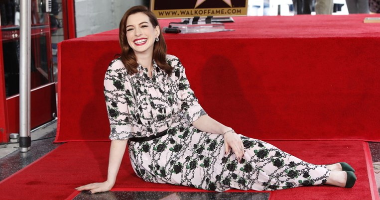 «Δύσκολο να αγαπήσεις τον εαυτό σου»: 10 celebrities που πήραν κιλά και είναι πολύ χαρούμενοι