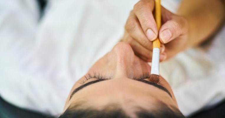 O EOΦ μας προειδοποιεί να μην ξαναχρησιμοποιήσουμε αυτά τα 15 καλλυντικά προϊόντα