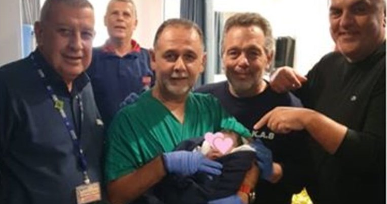 «Η άφιξη μιας νέας ζωής»: Μωρό γεννήθηκε μέσα στο αεροδρόμιο Ελευθέριος Βενιζέλος