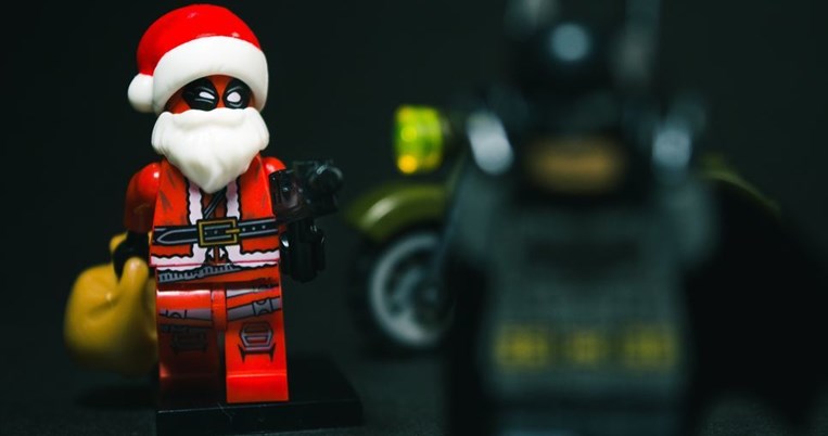 Άι Βασίλης, Άη Βασίλης ή Αϊ-Βασίλης; Πώς γράφεται σωστά ο αγαπημένος παππούς των Χριστουγέννων; 