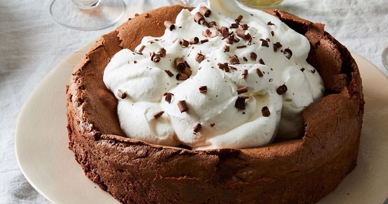 Σοκολατένιο σουφλέ χωρίς αλεύρι. Δεν υπάρχει μία περίπτωση στο εκατομμύριο να μην πετύχει