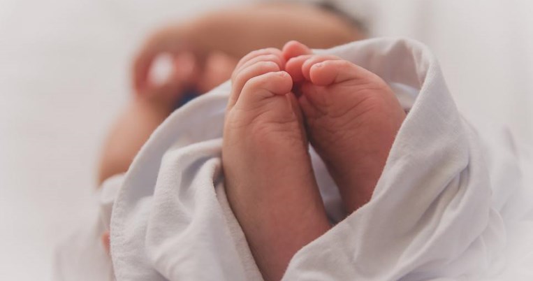 Δίδυμα τα πρώτα μωράκια που γεννήθηκαν στην Ελλάδα το 2020