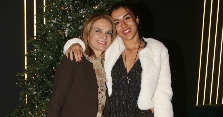 Η Πέγκυ Σταθακοπούλου μίλησε (πρώτη φορά) για το διαζύγιο και τον πρώην σύζυγό της 