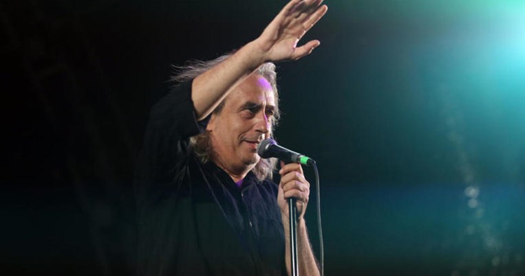 «Υπάρχει μετά θάνατον ζωή, δάσκαλε;»; Απόσπασμα από το βιβλίο του Γιάννη Αγγελάκα