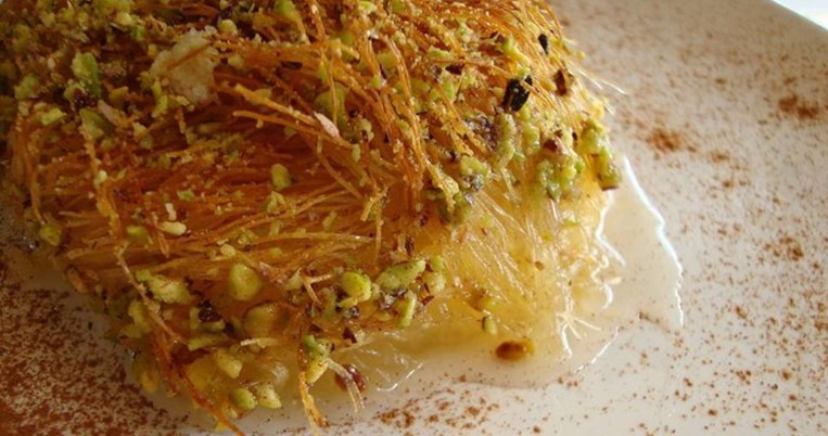 Το γαλακτομπούρεκο του Σοφοκλή με φύλλο κανταΐφι: Μία από τις πιο διάσημες συνταγές της Ελλάδας 