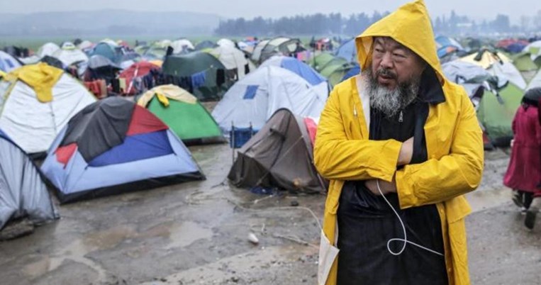 Από τη Λέσβο στην Ειδομένη ο AiWeiWei: «Δεν μπορώ να πιστέψω αυτό που συμβαίνει στην Ευρώπη»