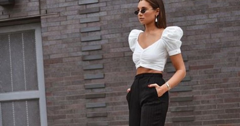 Το item που έχει «σαρώσει»: 10 ντυσίματα με ψηλόμεσο παντελόνι που γράφουν ιστορία