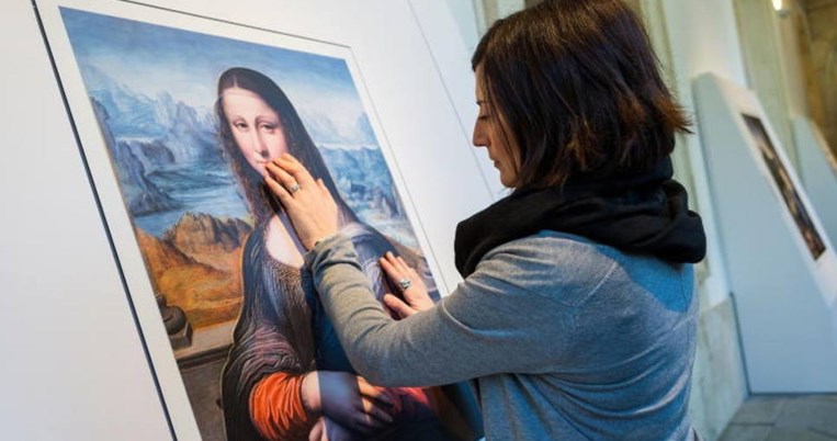 Η σπουδαία πρωτοβουλία του μουσείου Prado. Άνοιξε ειδική έκθεση για άτομα με πρόβλημα όρασης