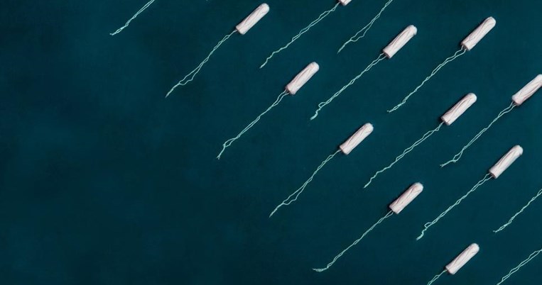 Δωρεάν ταμπόν και σερβιέτες για όλες τις γυναίκες στη Σκωτία