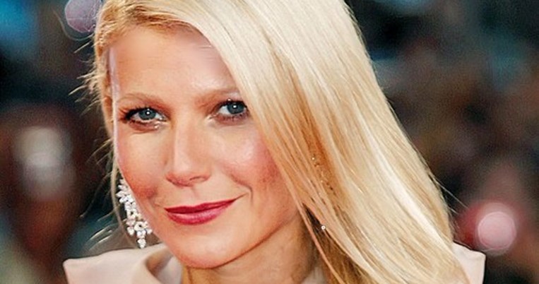 Η Gwyneth Paltrow στέλνει το δικό της μήνυμα για τον κορωνοϊό φορώντας μάσκα