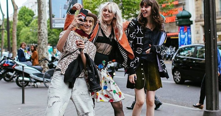 Τα 5 φάουλ στα ντυσίματα της άνοιξης που δεν κάνει μια καλοντυμένη όπως τα κατέγραψε μια στιλίστρια 