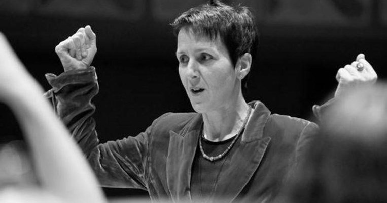 Κωνσταντία Γουρζή: Μια Ελληνίδα η πρώτη γυναίκα που διευθύνει ορχήστρα στη Βιέννη