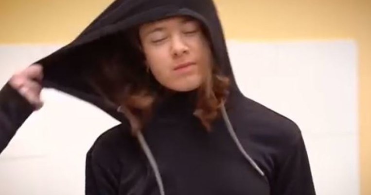 «Κανένα παιδί δεν πρέπει να ντρέπεται, να φοβάται, να πονάει στο σχολείο»