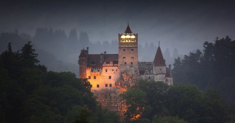 Το κάστρο του Κόμη Δράκουλα στο σφυρί. Για πόσα χρήματα πωλείται; 