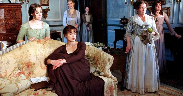 Νεορομαντισμός: Αυτό το καλοκαίρι θα ντυθώ σαν σύγχρονη ηρωίδα της Τζέιν Ώστεν με αυτά τα 5 items