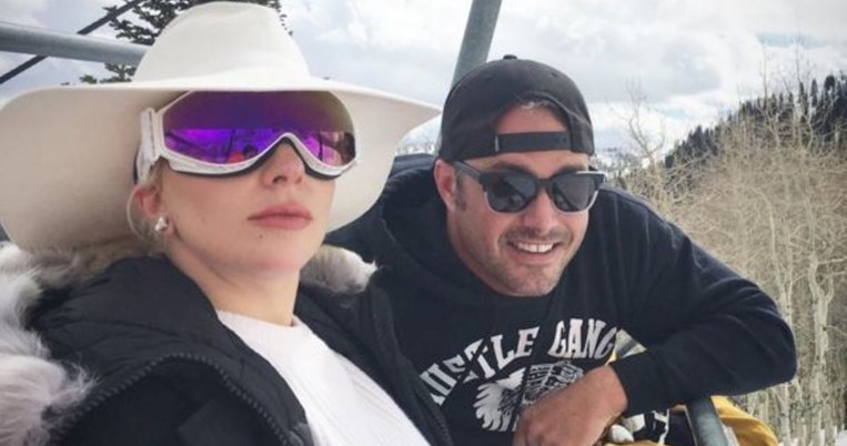 Τι φόρεσε η Lady Gaga για να πάει για σκι στα χιόνια μαζί με τον σύντροφό της Taylor Kinney  