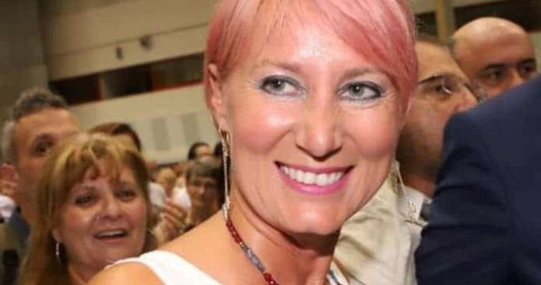 Η σπάνια, οικογενειακή φωτογραφία της Νατάσας Παζαΐτη με αφορμή τα γενέθλια της 