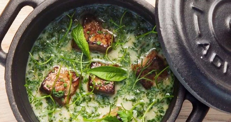 Μαγειρίτσα με δύο αστέρια Michelin: Η συνταγή του μοναδικού εστιατορίου Funky Gourmet 