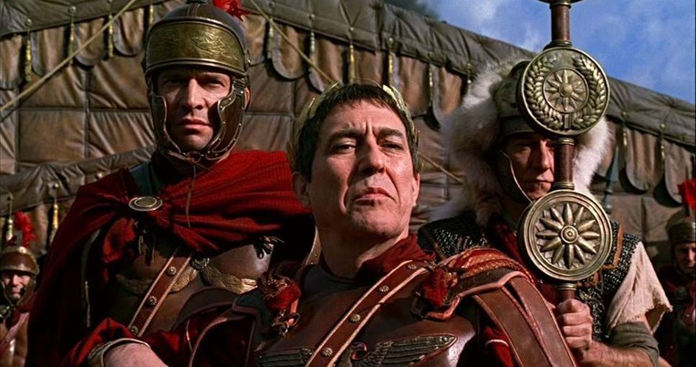 Από το Spartacus μέχρι το Cleopatra: Οι κορυφαίες ταινίες και σειρές σε mood επικό, πασχαλίνο