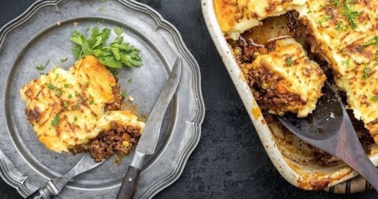 Με το αρνάκι που θα περισσέψει από το πασχαλινό τραπέζι φτιάξε την πιο εύκολη πίτα του βοσκού