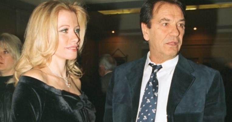 Σπάνια έξοδος της Μαριάνας Λάτση με τον 22χρονο γιο της Φίλιππο