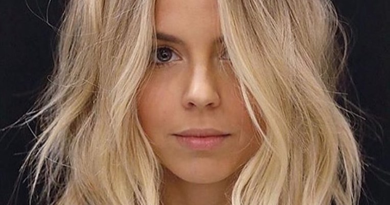 6 χτενίσματα των 60 δευτερολέπτων: Πάντα κομψή με δυο κινήσεις 