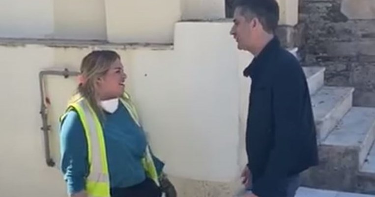 Η υπάλληλος του δήμου Αθηναίων που βρήκε 19 χιλιάδες ευρώ και τα παρέδωσε στις Αρχές