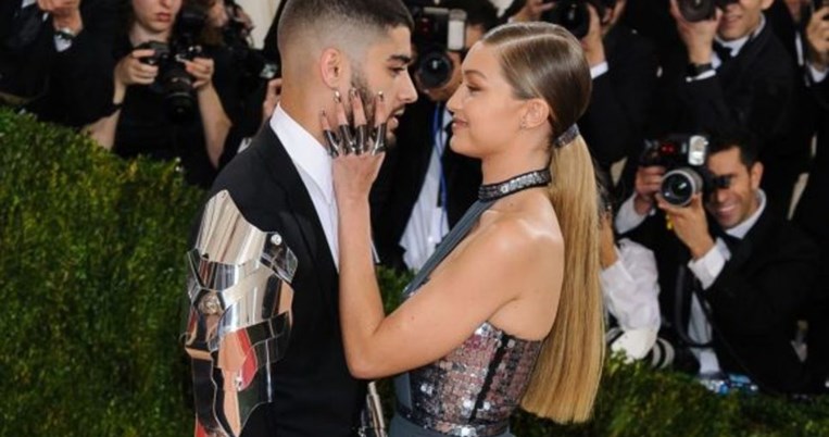 Gigi Hadid + Zayn Malik περιμένουν το πρώτο τους παιδί