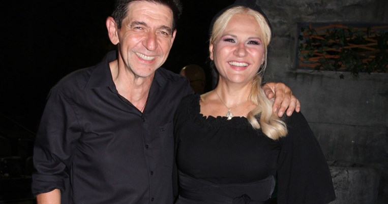 Οι ταλαντούχες, δίδυμες κόρες της Μπέσυς Μάλφα και του Γεράσιμου Σκιαδαρέση