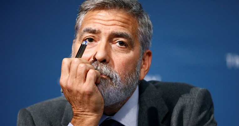 «Έχουμε γίνει οι 40άρηδες που βλέπαμε και λέγαμε "δεν είναι θλιβερό;"»