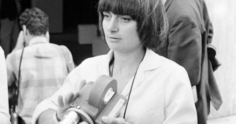 Agnès Varda: Κυκλοφορεί μια ολοκληρωμένη ανθολογία της σπουδαίας κινηματογραφίστριας