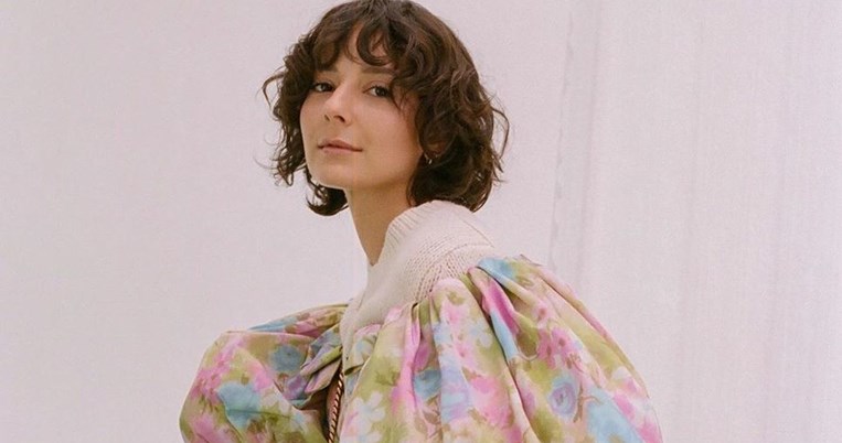 Τα 10 κουρέματα για κάθε πρόσωπο που πρωταγωνιστούν στις τάσεις αυτό το καλοκαίρι