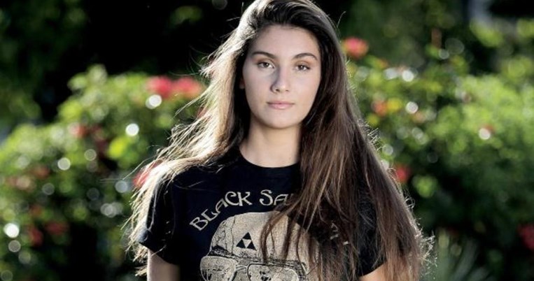 Ελληνίδα η 17χρονη που ξεγύμνωσε η Μαντόνα πάνω στη σκηνή