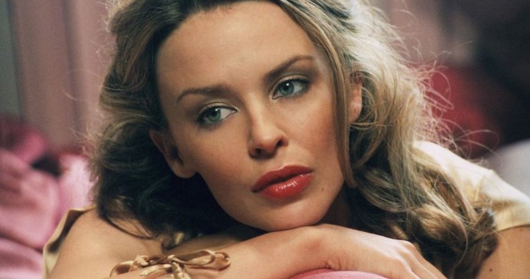 Πώς μεταμορφώθηκε η Kylie Minogue μέσα στα χρόνια: Από wannabe σταρ σε μεγάλη ντίβα της ποπ