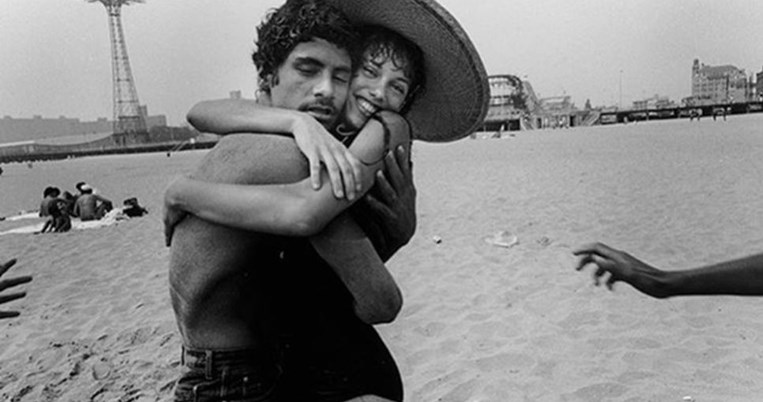 Η «παιδική χαρά της Αμερικής», το Coney Island, μέσα από τον φακό του Harvey Stein