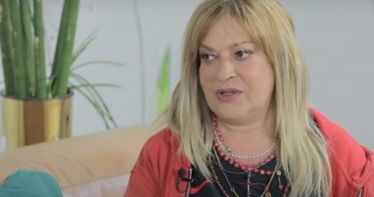 «Πρέπει να πρόκειται για κάτι πάρα πολύ εντυπωσιακό για να μασήσω»