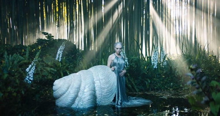 Ο οίκος Dior μοιράστηκε ένα παραμυθένιο φιλμ με την couture συλλογή του