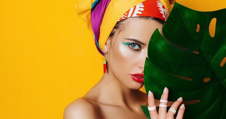 Η νέα limited σειρά μακιγιάζ της DUST+CREAM μας μεταφέρει σε μαγικά ηλιοβασιλέματα και πράσινα νερά