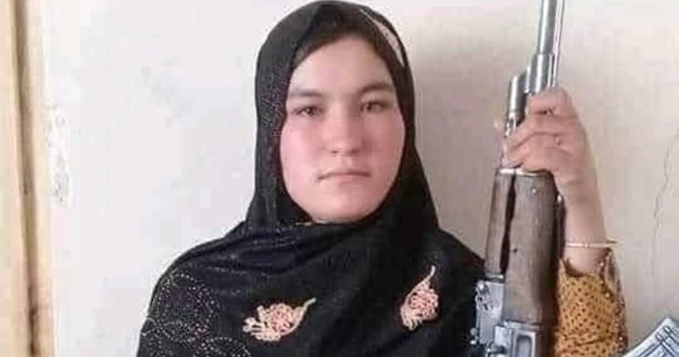 «Βγάζω το καπέλο στο θάρρος της»: Έφηβη σκότωσε δύο Ταλιμπάν που είχαν δολοφονήσει τους γονείς της