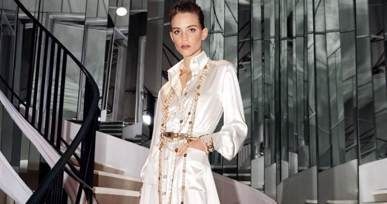 Χιλιάδες άνθρωποι ψάχνουν καθημερινά στο διαδίκτυο για τα ίδια παπούτσια του οίκου Chanel